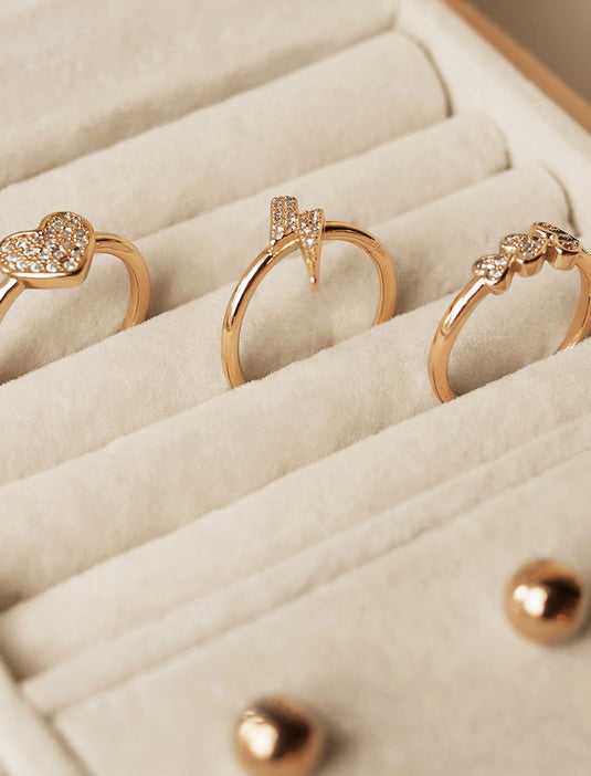 I see that the fashion wears out more apparel